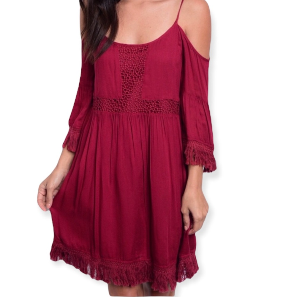 NWT Low Back Crochet & Fringe Detail Cold Shoulder Dress